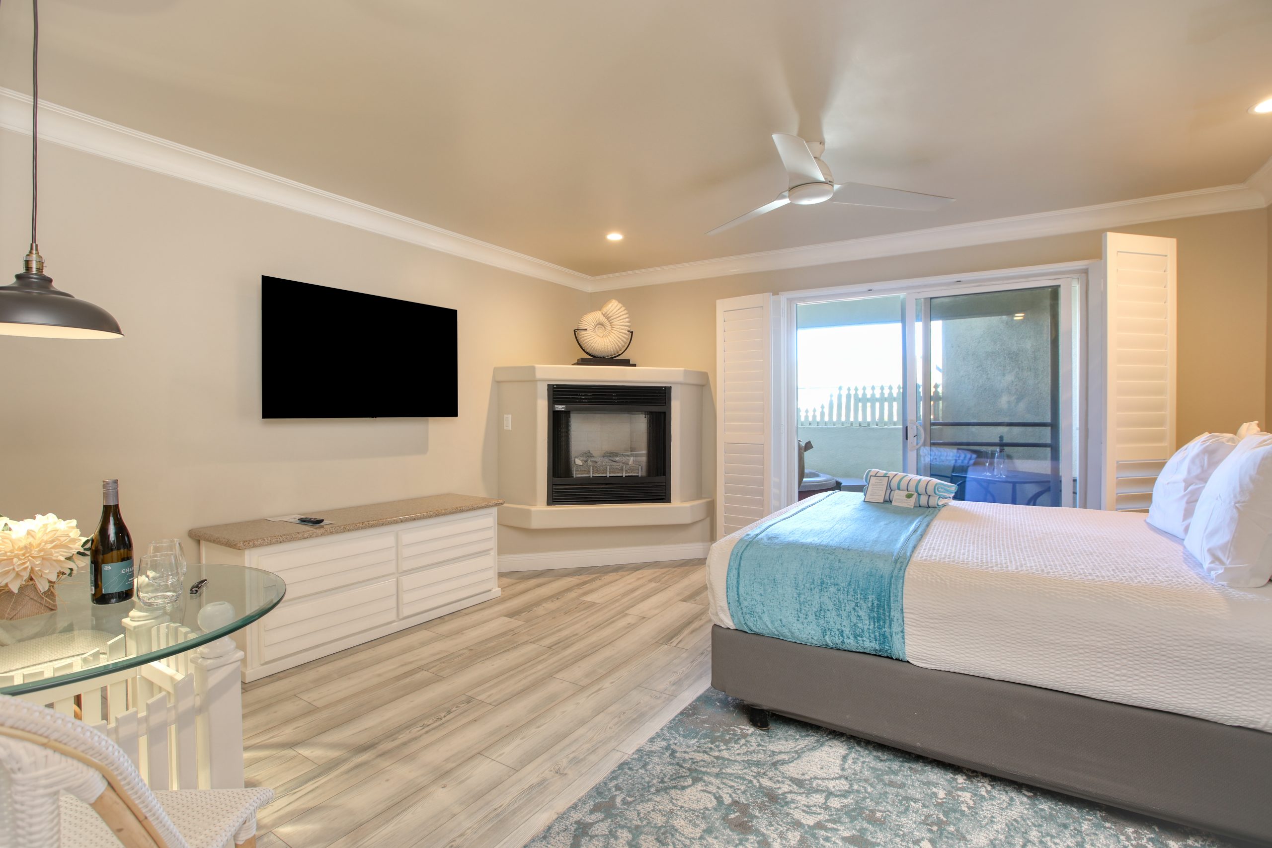 SeaVenture Hotel | Accessible Queen Room