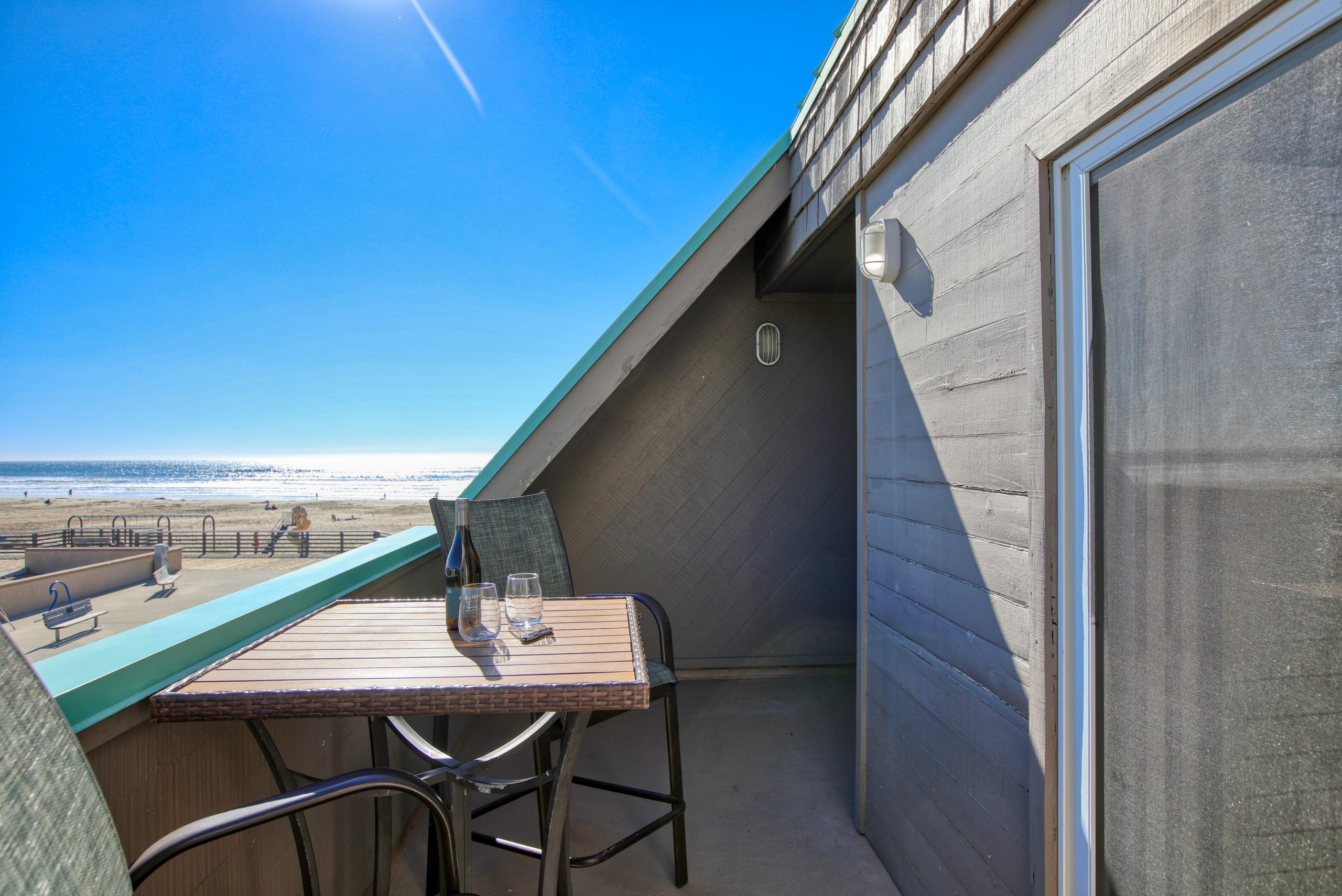 SeaVenture Hotel | Corner Ocean View Room - Deck