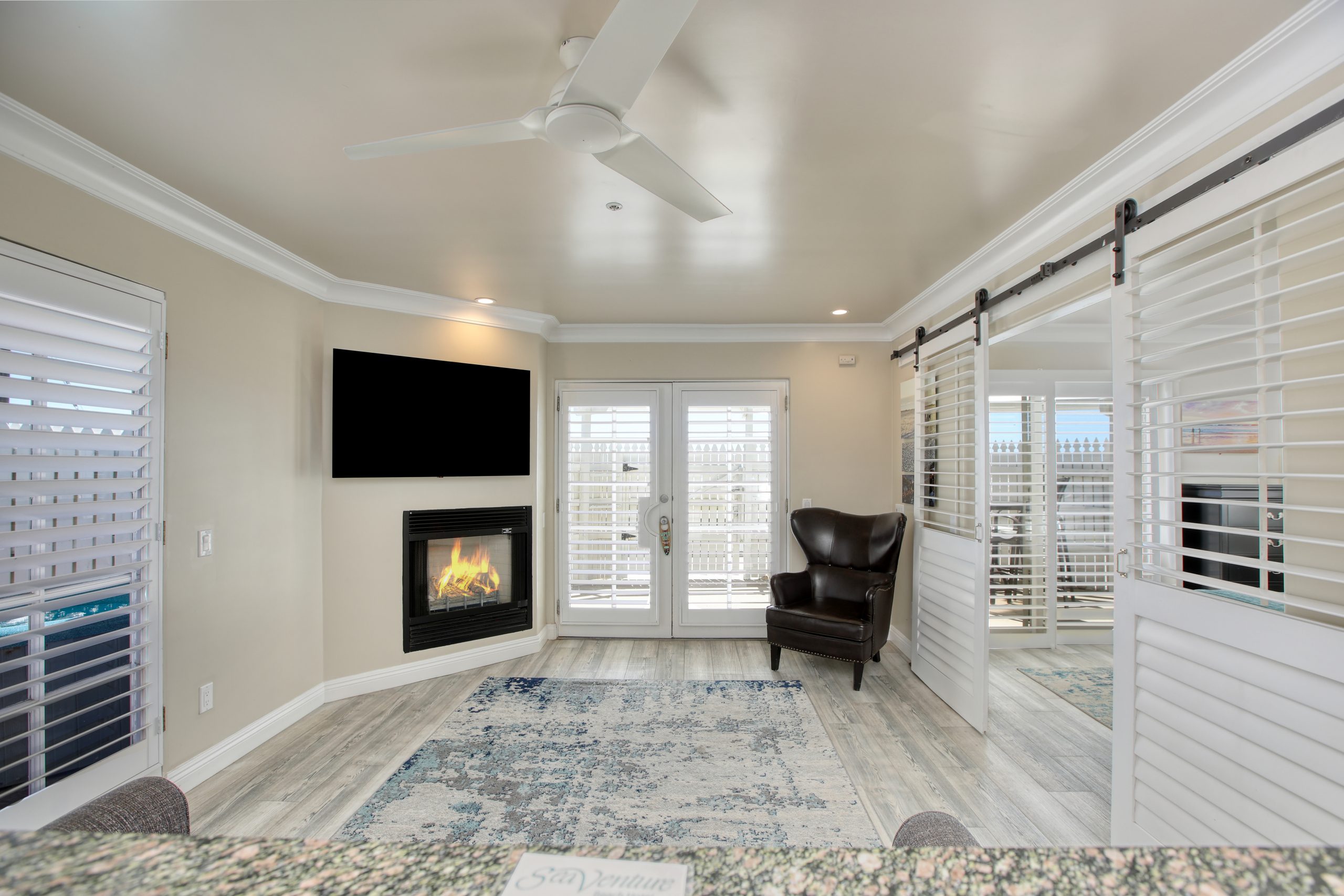 Boardwalk Spa Suite Living Area (Room 115)