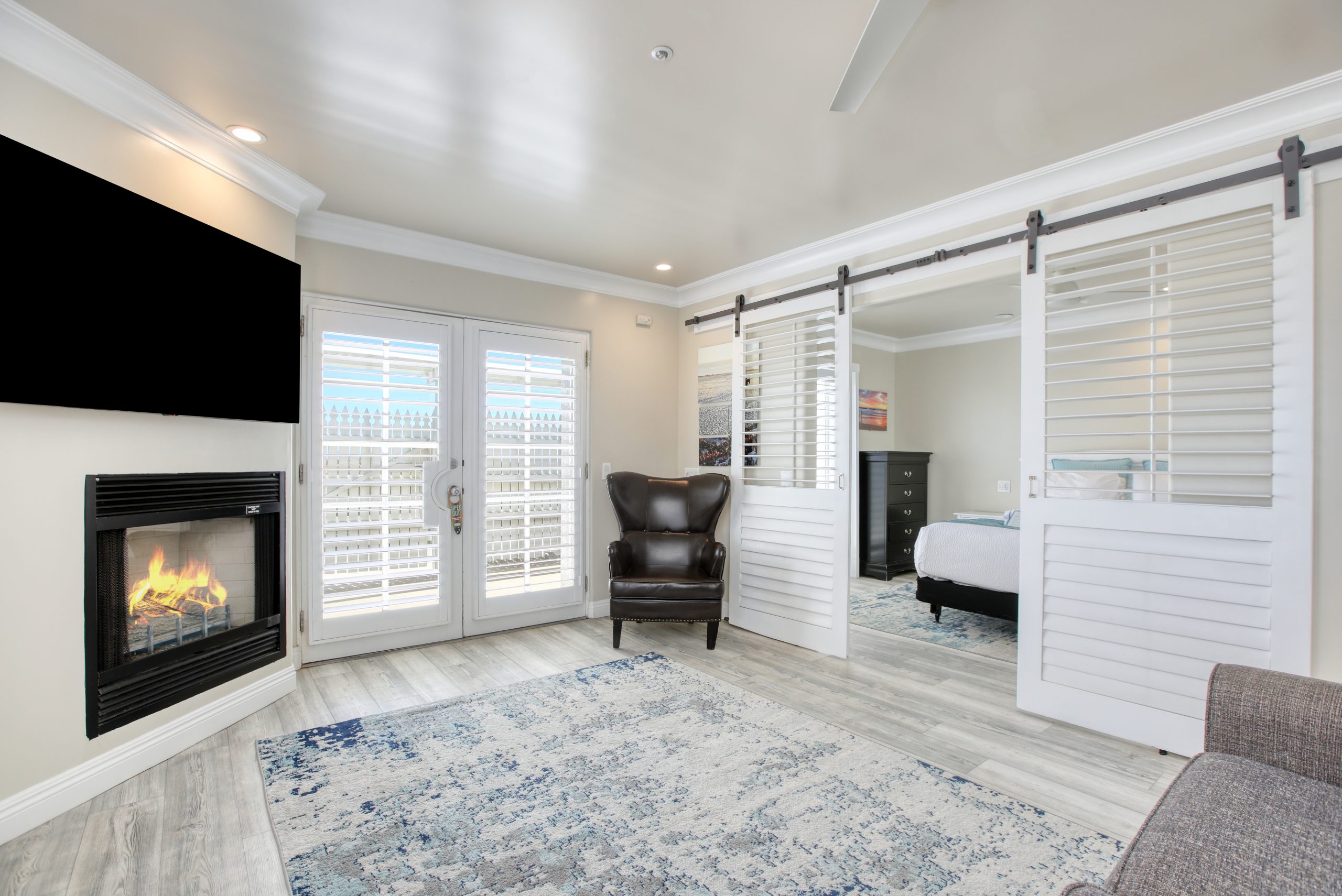 Boardwalk Spa Suite Living Area (Room 115)